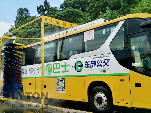 “讓出行更美好”東部公交EBUS選擇林頓大型通道式全自動大巴洗車機