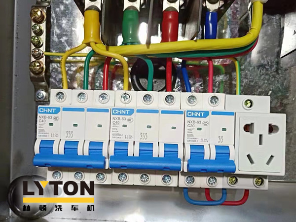 全自動洗車機標準電器箱配置